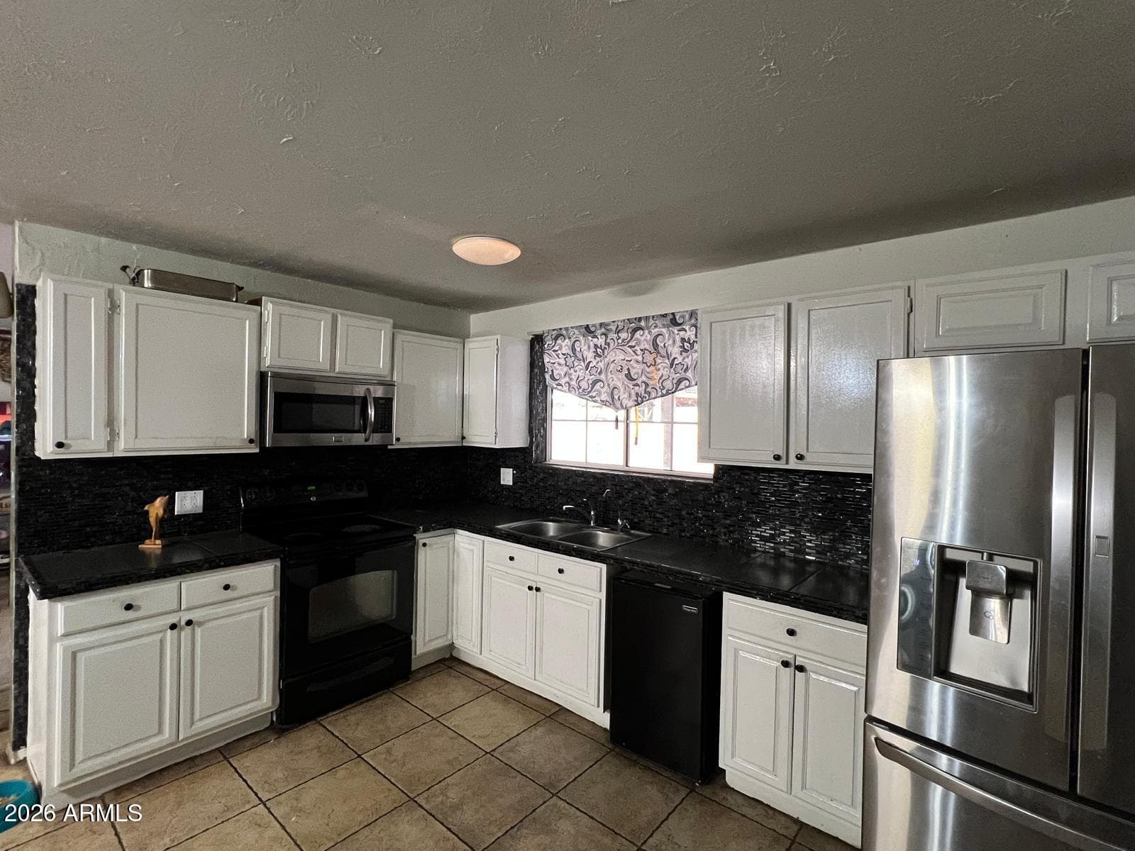 3053 N 53rd Drive, Phoenix, AZ 85031 — photo 12 of 29