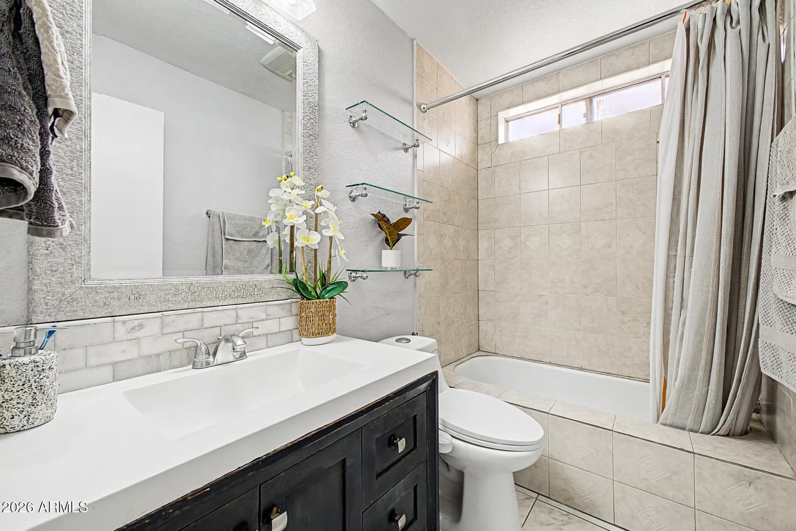 3215 W Paradise Lane, Phoenix, AZ 85053 — photo 15 of 17
