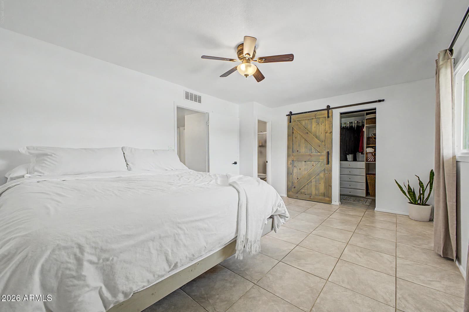 1307 N 44th Street, Phoenix, AZ 85008 — photo 14 of 29
