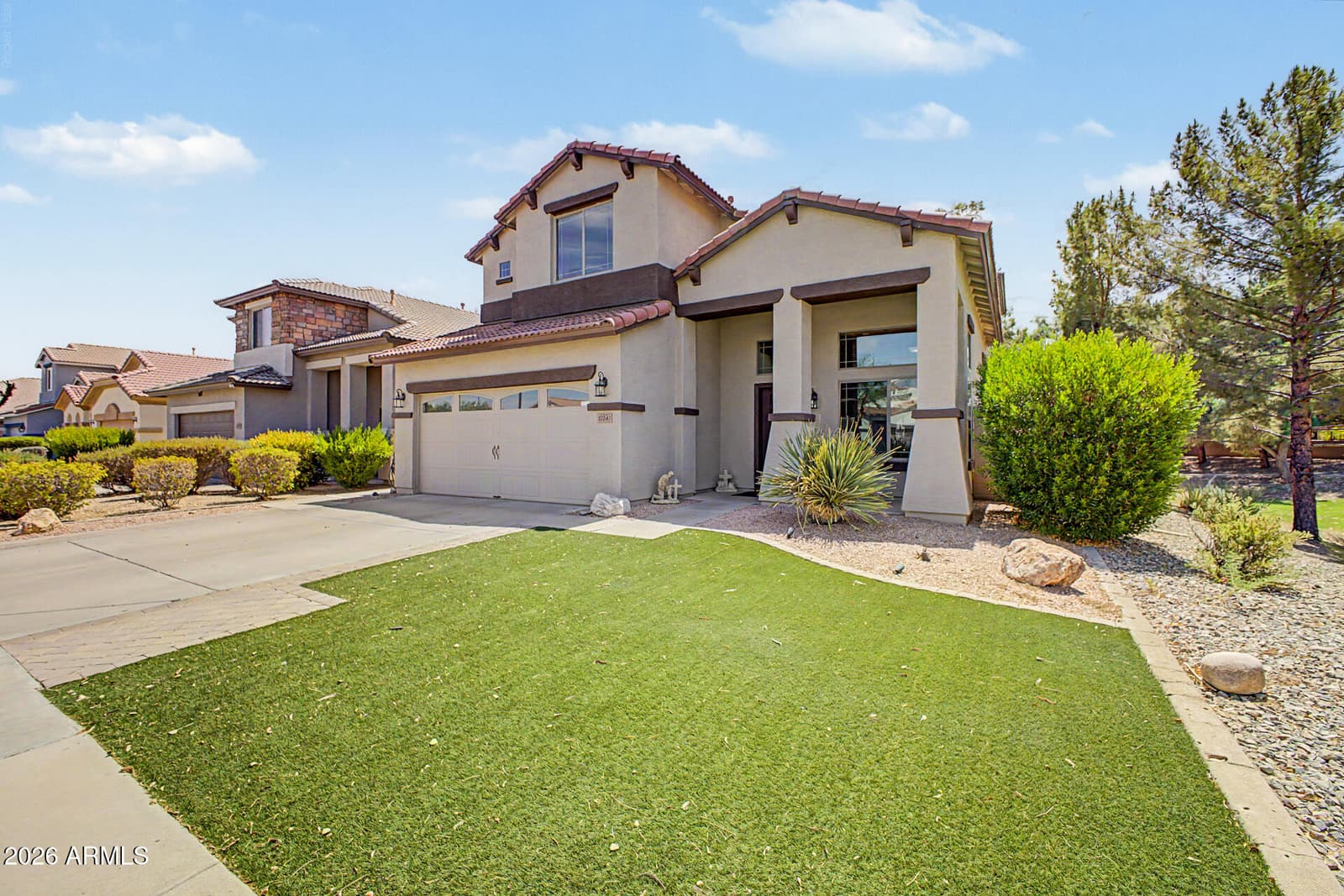 17243 W Lundberg Street, Surprise, AZ 85388 — photo 3 of 32