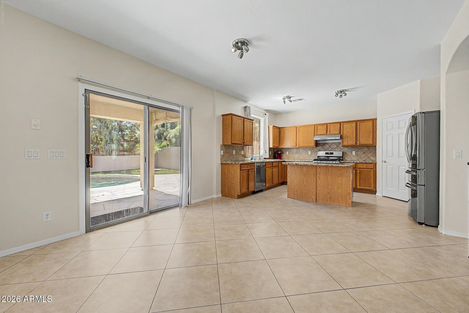 17243 W Lundberg Street, Surprise, AZ 85388 — photo 10 of 32