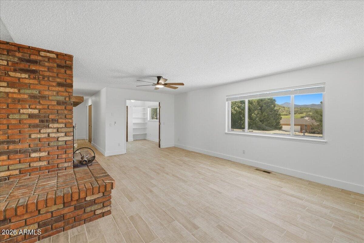 606 N Cochise Drive, Dewey, AZ 86327 — photo 5 of 35