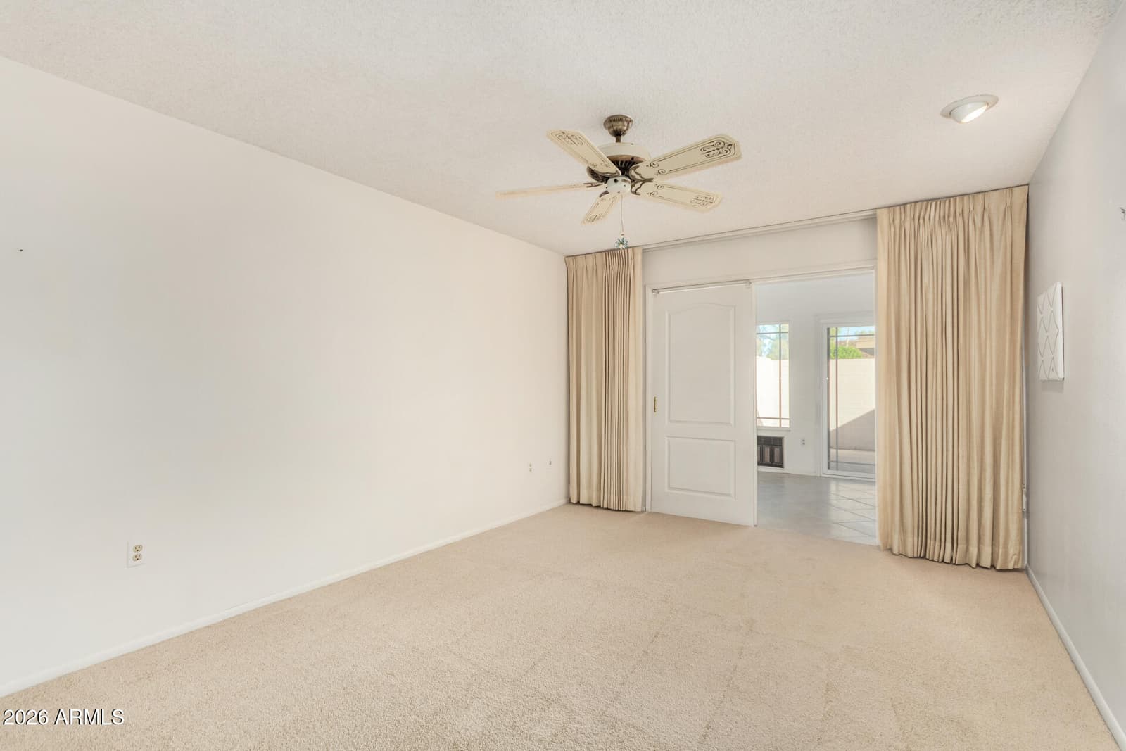 13219 N 99th Drive, Sun City, AZ 85351 — photo 10 of 40