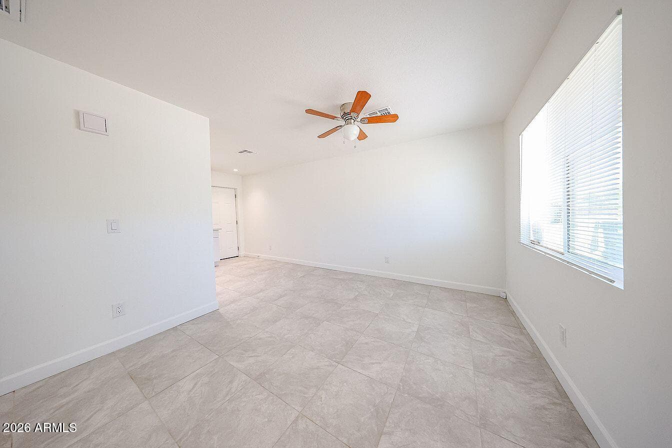 2810 E Roeser Road, Phoenix, AZ 85040 — photo 6 of 18