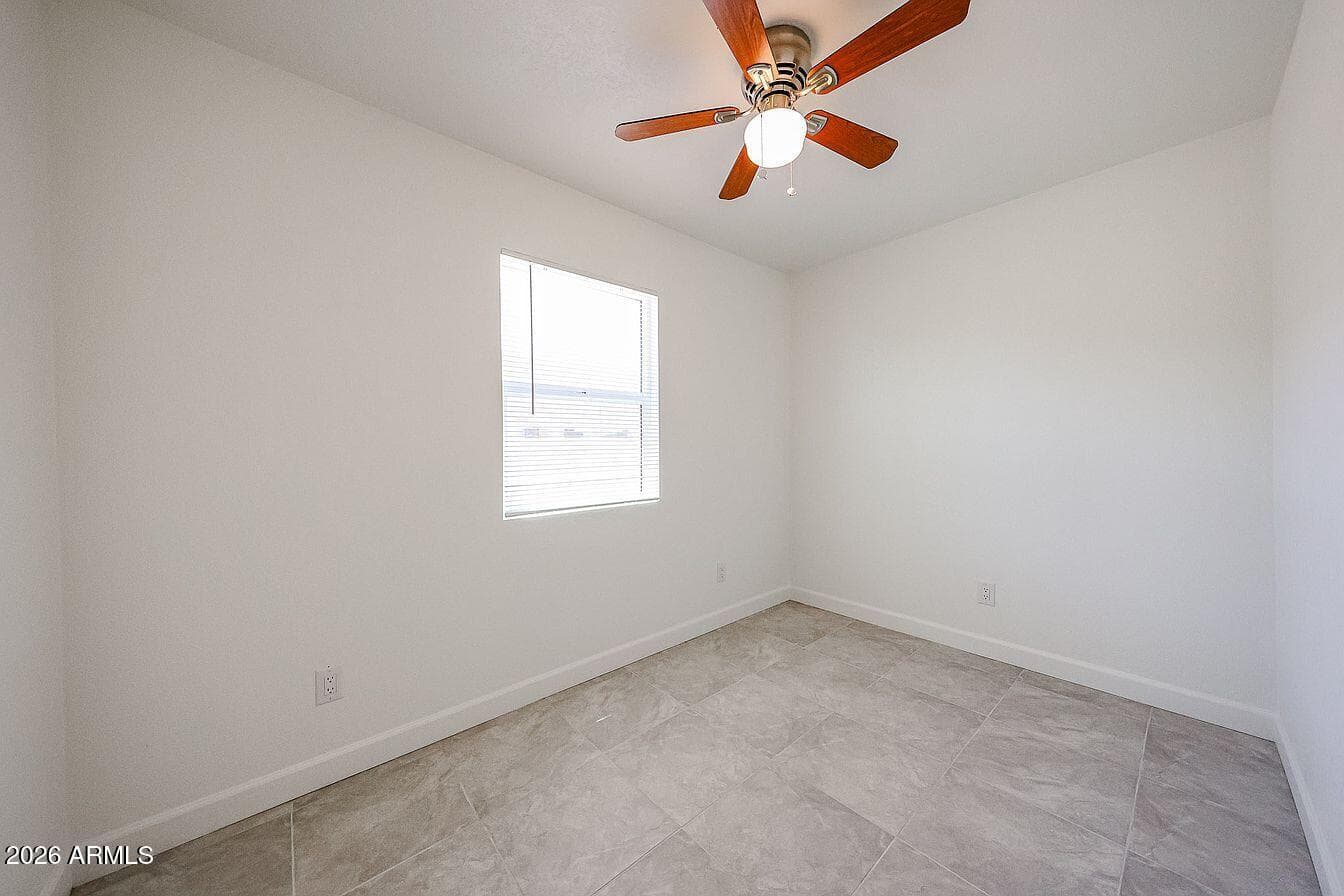 2810 E Roeser Road, Phoenix, AZ 85040 — photo 7 of 18