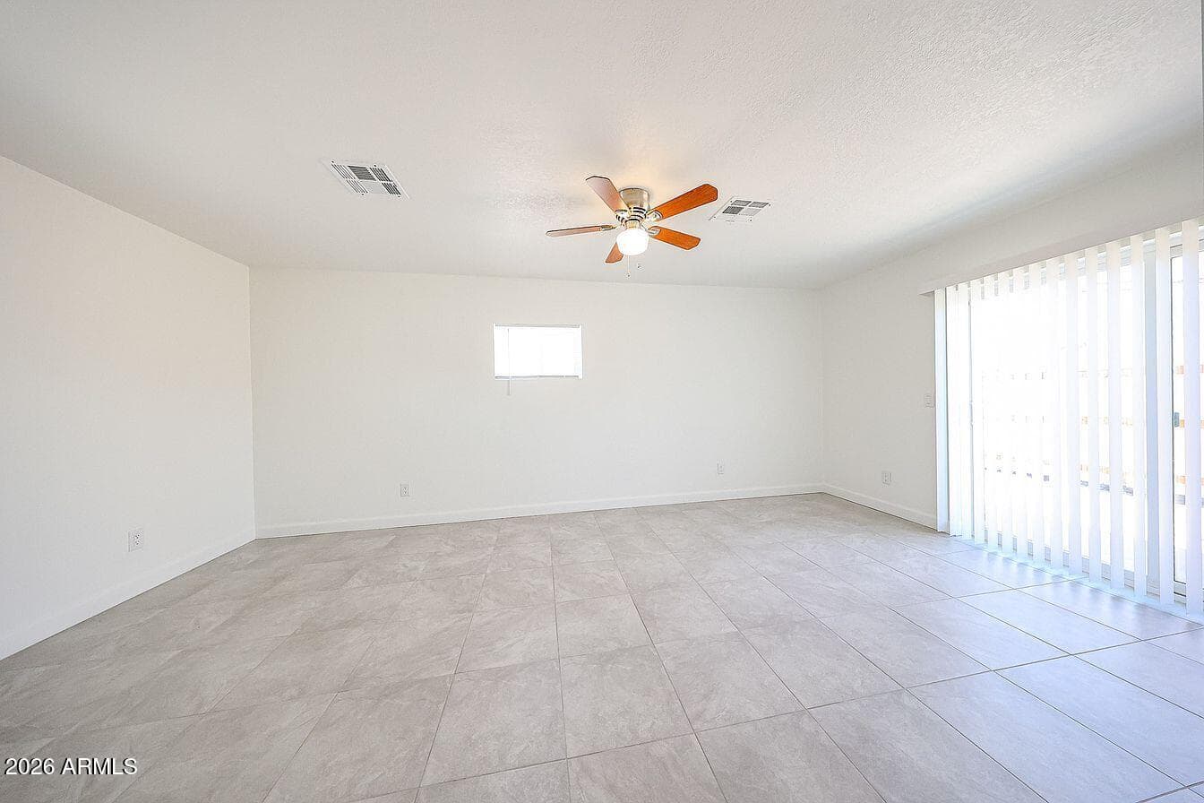 2810 E Roeser Road, Phoenix, AZ 85040 — photo 10 of 18
