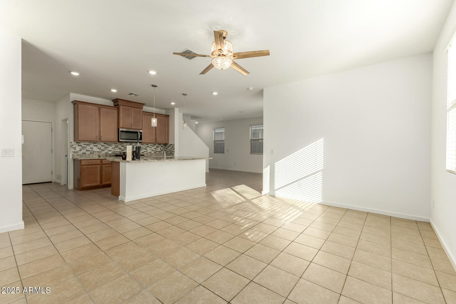 14161 W Voltaire Street, Surprise, AZ 85379 — photo 4 of 43