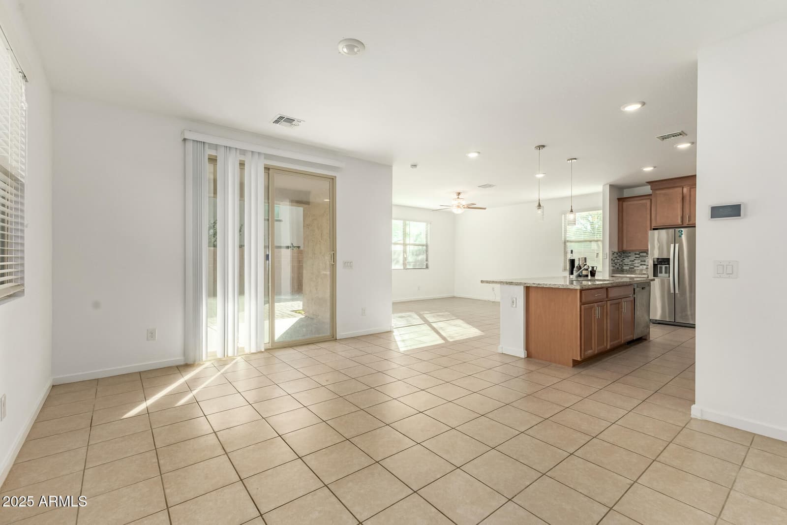 14161 W Voltaire Street, Surprise, AZ 85379 — photo 14 of 43