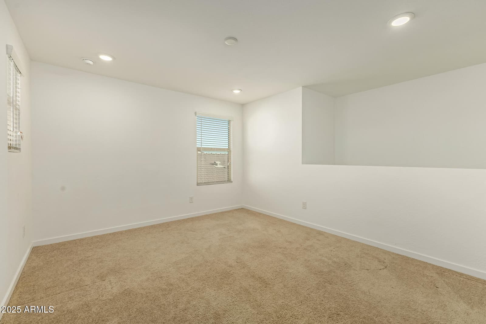 14161 W Voltaire Street, Surprise, AZ 85379 — photo 11 of 43