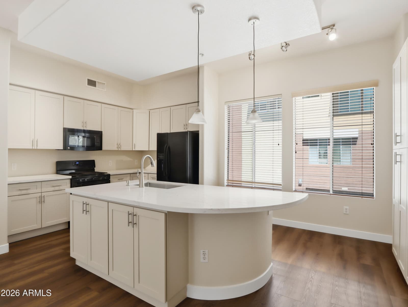 6605 N 93rd Avenue 1021, Glendale, AZ 85305 — photo 8 of 28