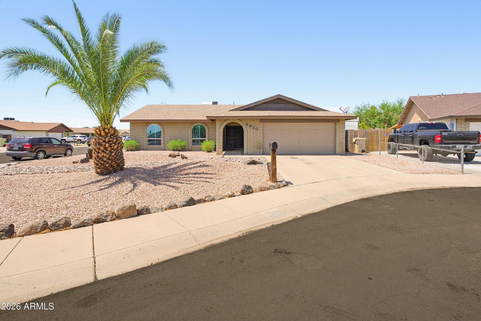 6620 W Mercer Lane, Glendale, AZ 85304 — photo 2 of 51