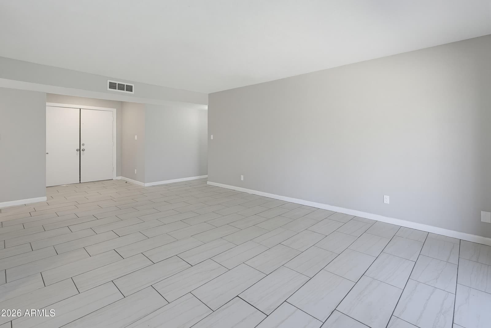 6620 W Mercer Lane, Glendale, AZ 85304 — photo 11 of 51