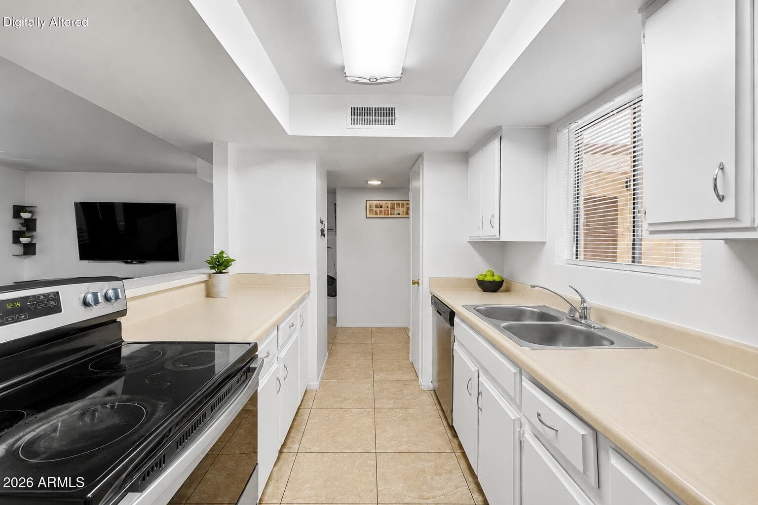 8847 N 8th Street 101, Phoenix, AZ 85020 — photo 10 of 24