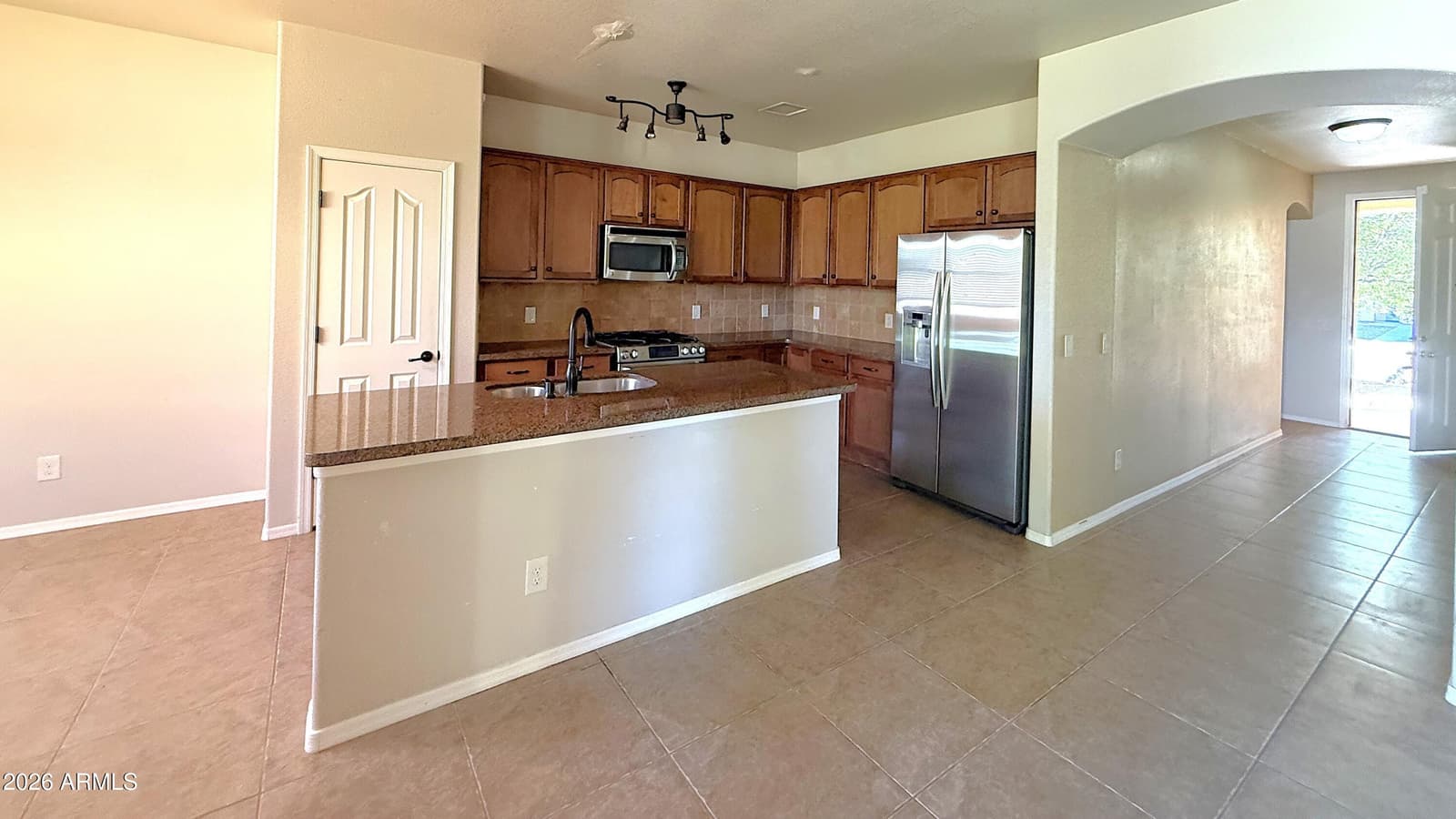 548 Temple Drive, Sierra Vista, AZ 85635 — photo 2 of 20