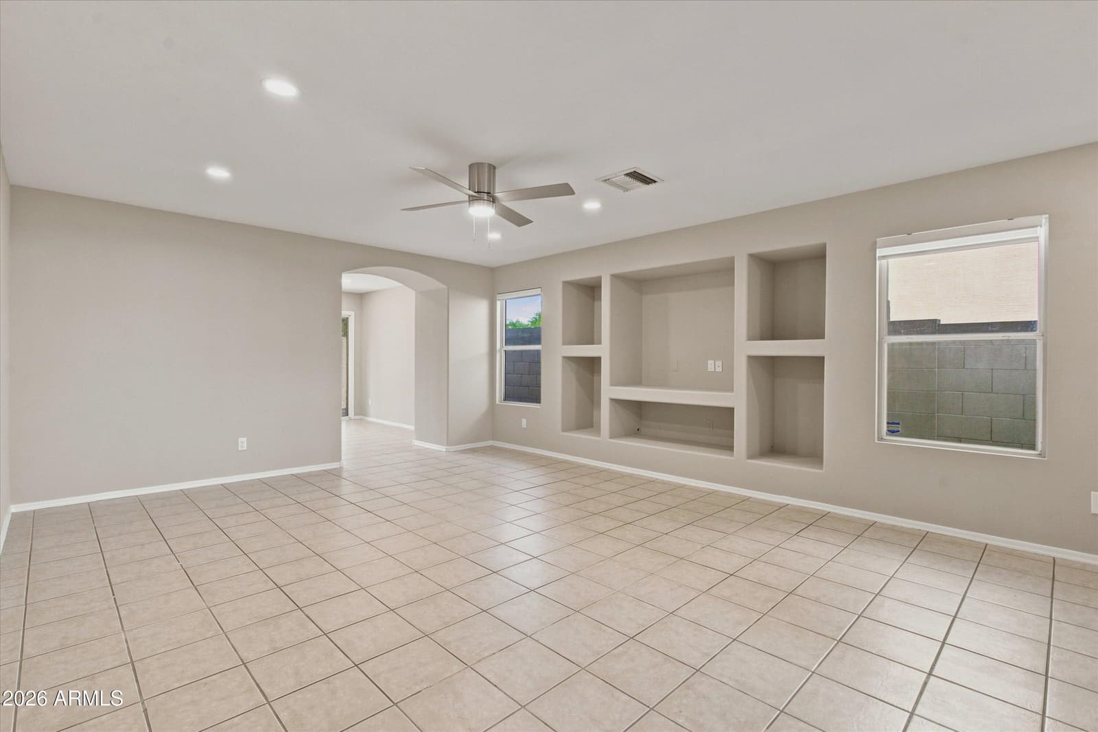 15322 W Evans Drive, Surprise, AZ 85379 — photo 4 of 31