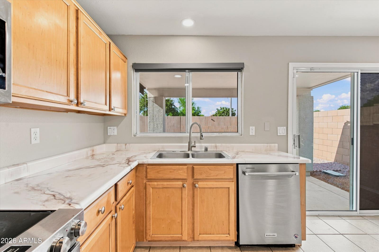 15322 W Evans Drive, Surprise, AZ 85379 — photo 10 of 31