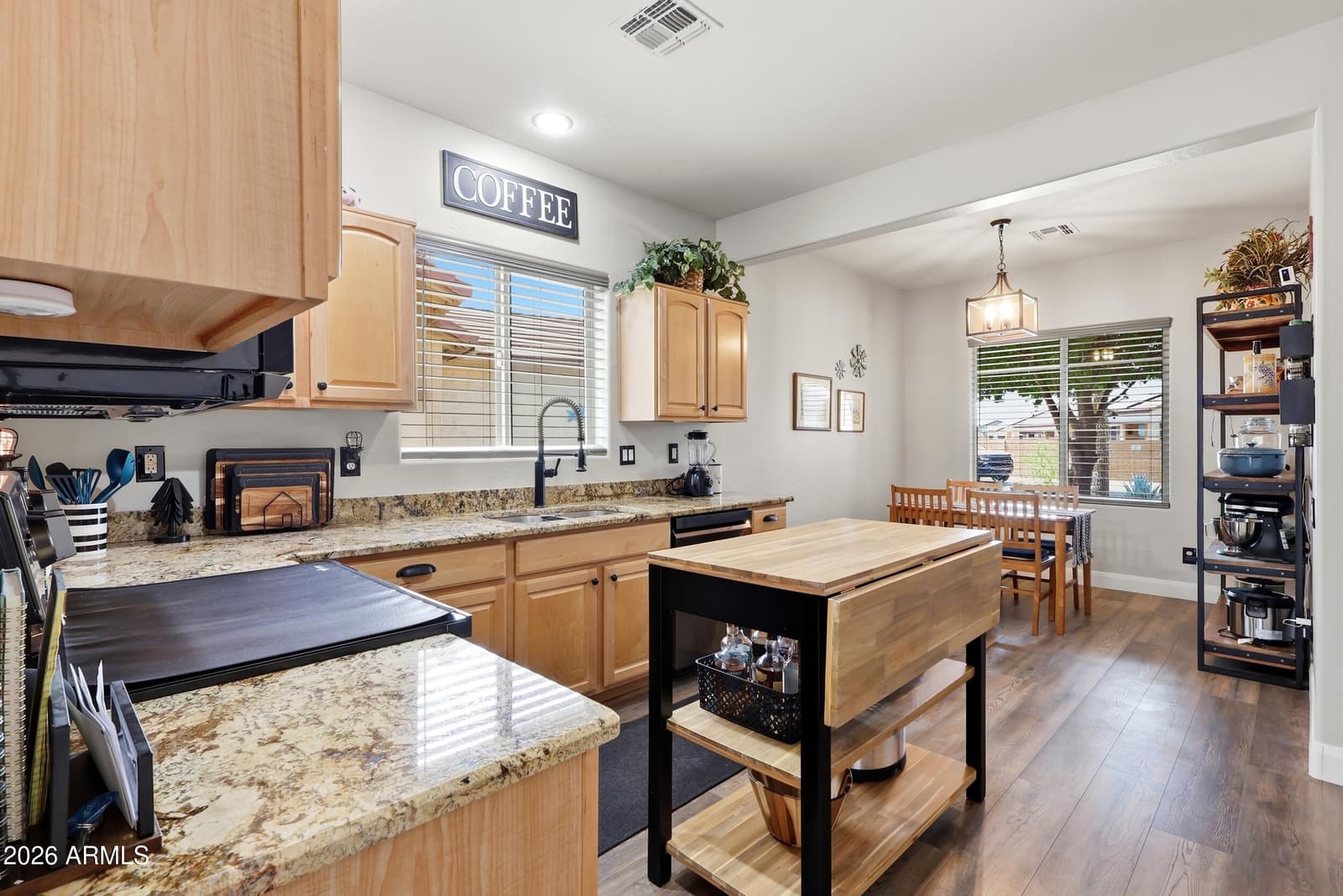 8377 S Mountain Air Lane, Gold Canyon, AZ 85118 — photo 12 of 45