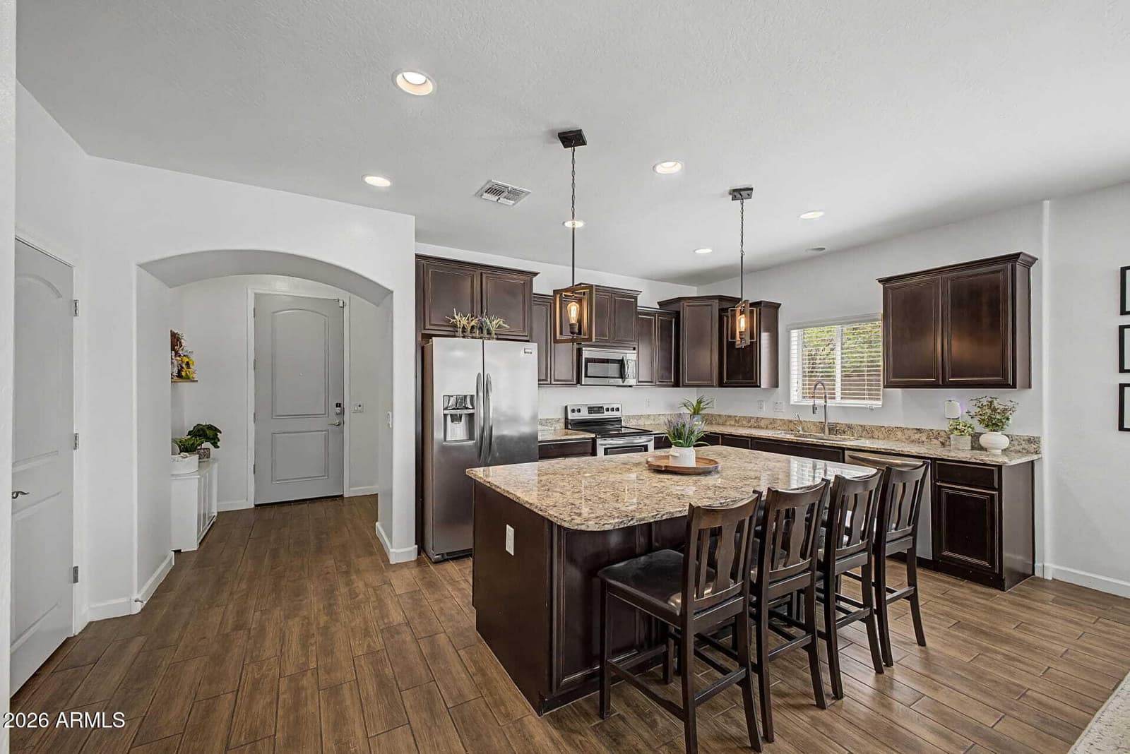 9340 W Pasadena Avenue, Glendale, AZ 85305 — photo 9 of 40