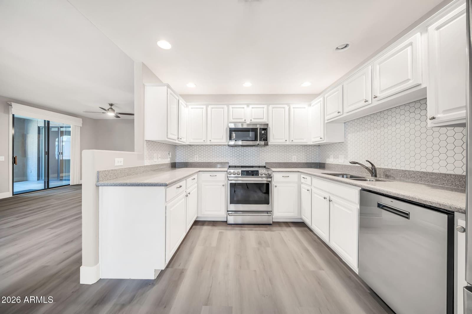 15252 N 100th Street 1134, Scottsdale, AZ 85260 — photo 12 of 51