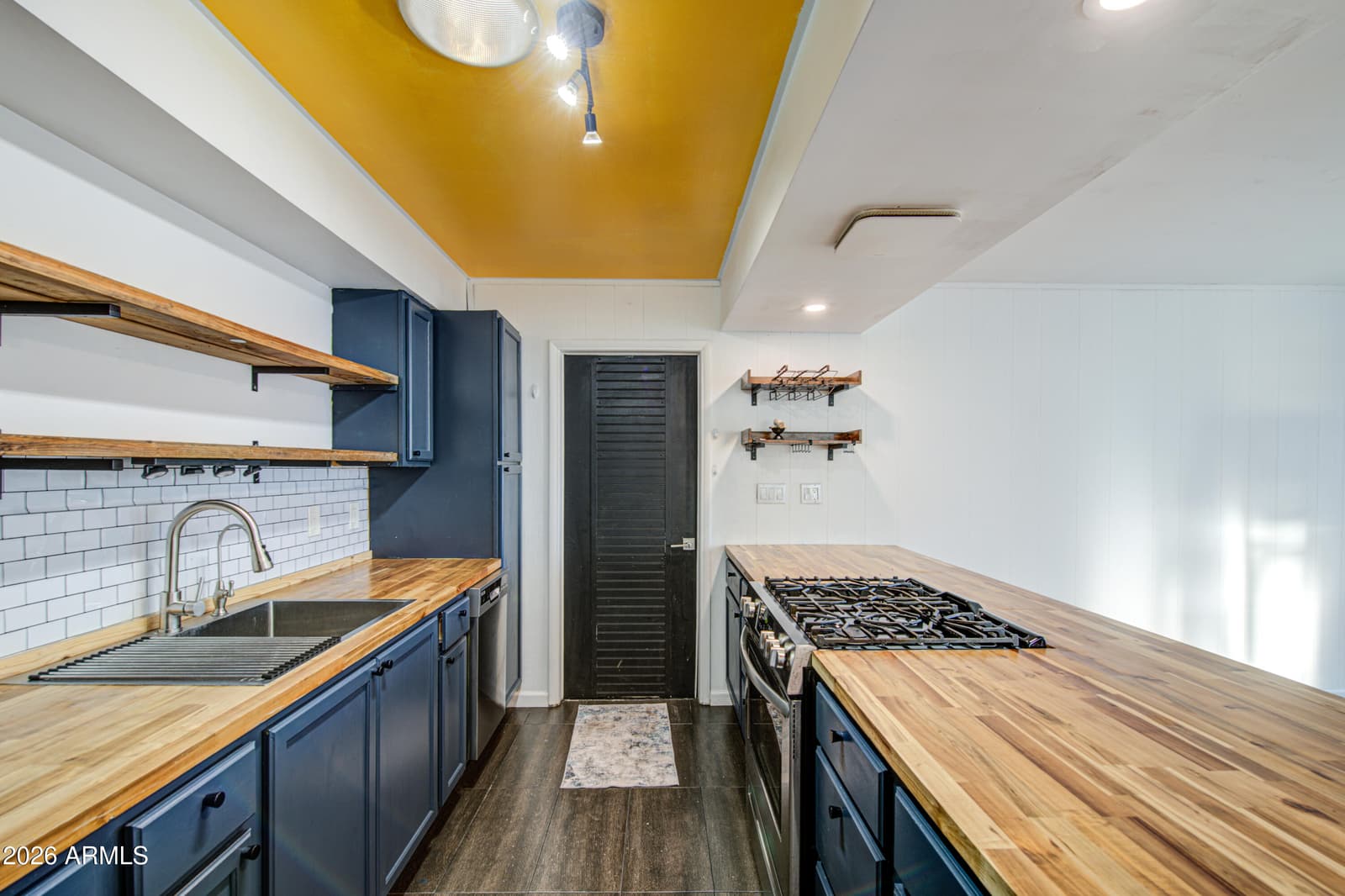 1340 E Townley Avenue, Phoenix, AZ 85020 — photo 14 of 49