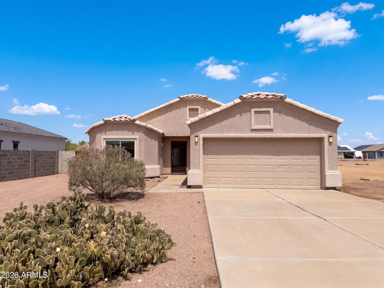 10564 W Buena Vista Drive, Arizona City, AZ 85123 — photo 1 of 25
