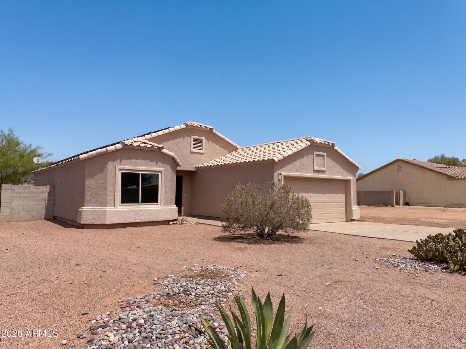 10564 W Buena Vista Drive, Arizona City, AZ 85123 — photo 17 of 25