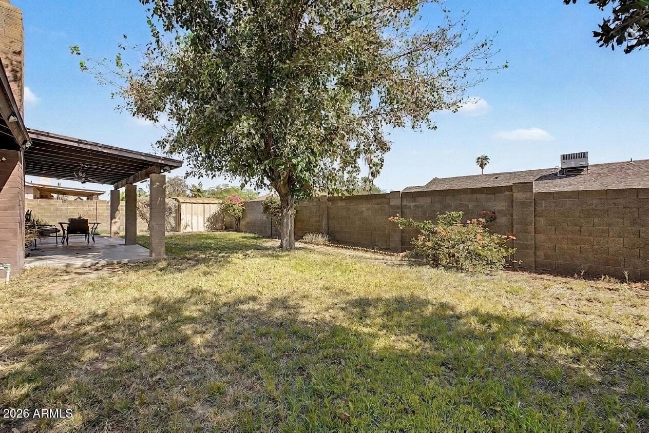 3215 W Paradise Lane, Phoenix, AZ 85053 — photo 3 of 17