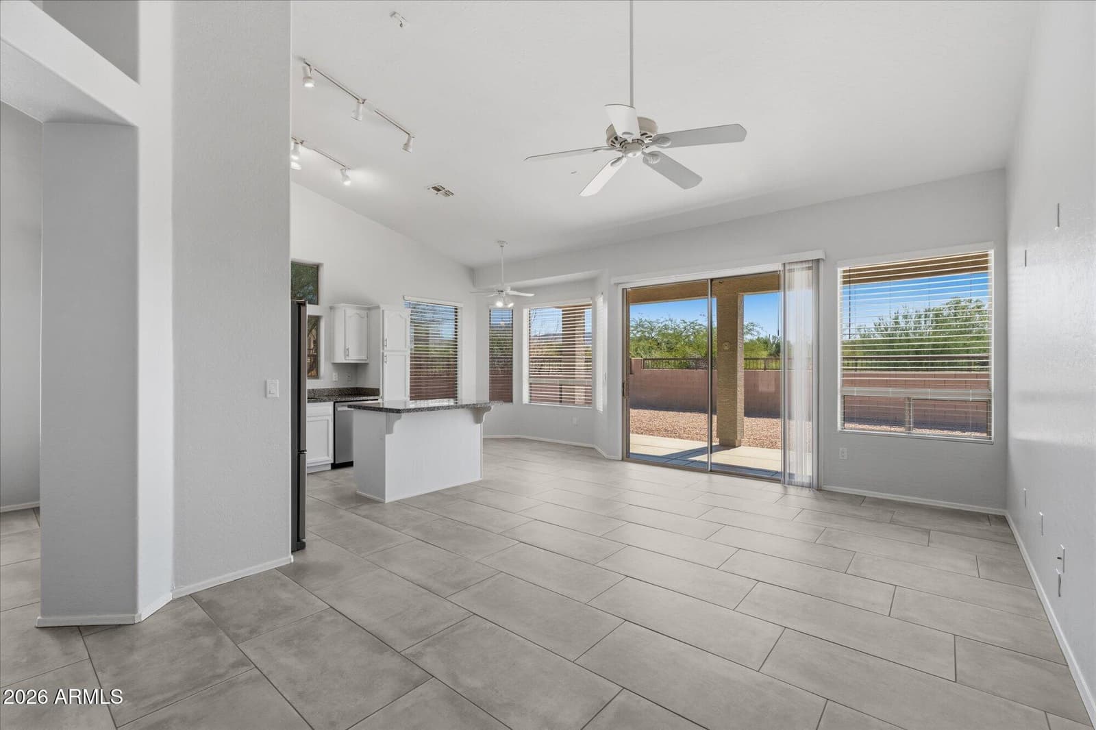 7521 E Oasis Circle, Mesa, AZ 85207 — photo 14 of 38
