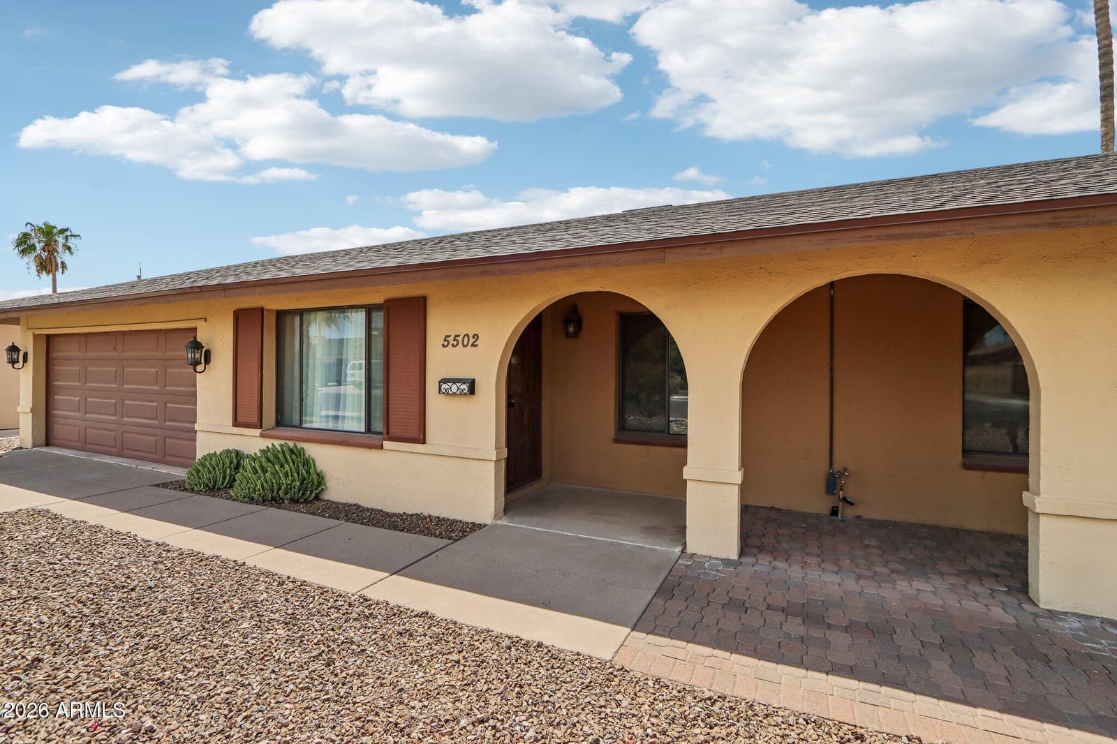 5502 S Hazelton Lane, Tempe, AZ 85283 — photo 3 of 33