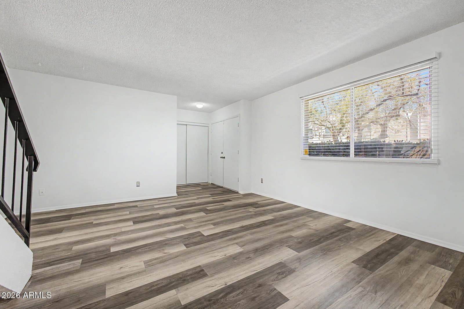 2060 W Hazelwood Parkway 2060, Phoenix, AZ 85015 — photo 9 of 39