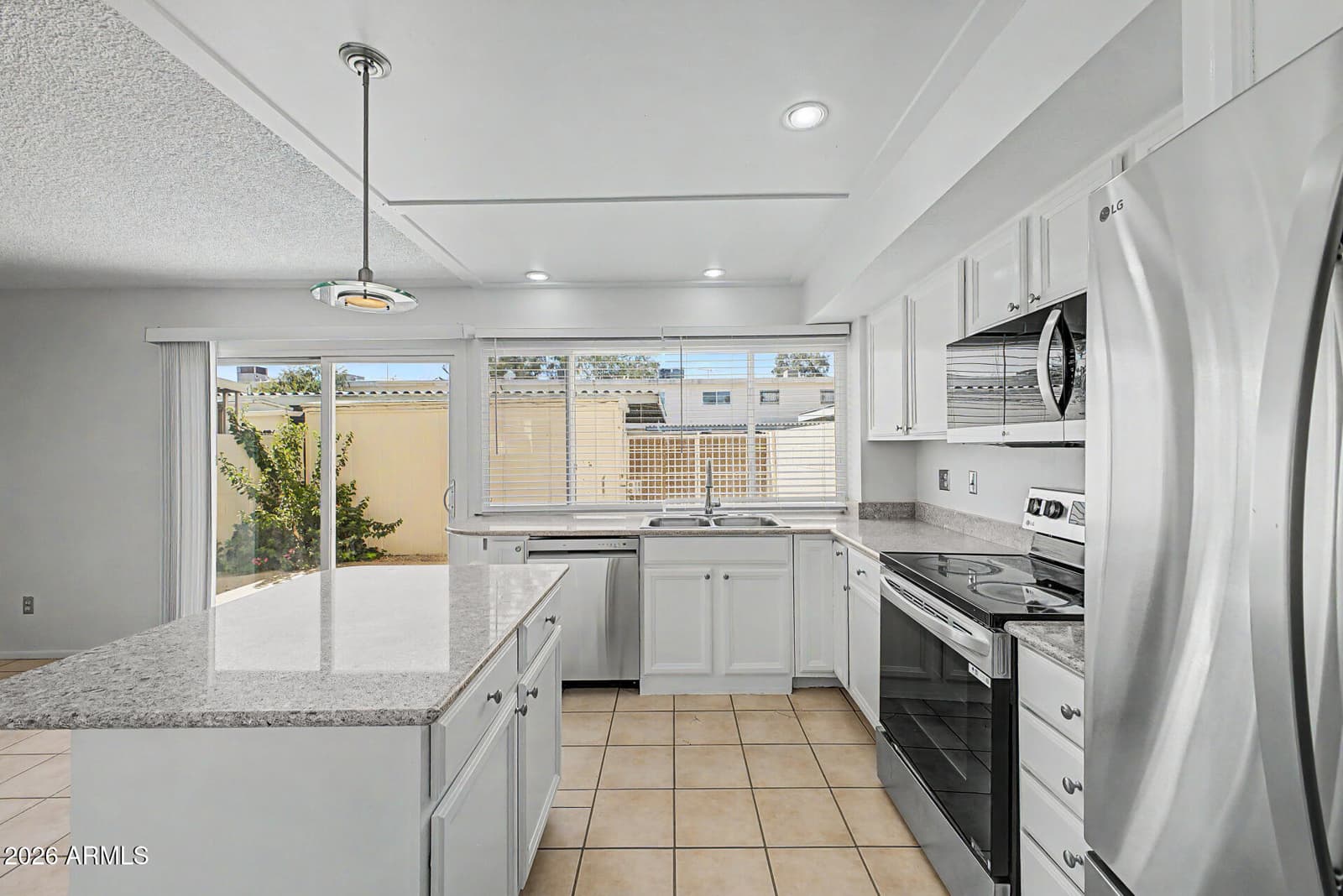 2060 W Hazelwood Parkway 2060, Phoenix, AZ 85015 — photo 16 of 39