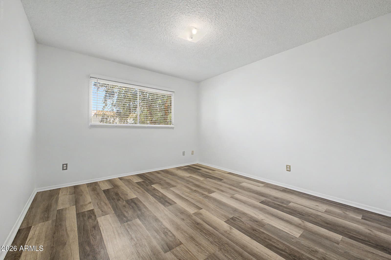 2060 W Hazelwood Parkway 2060, Phoenix, AZ 85015 — photo 33 of 39