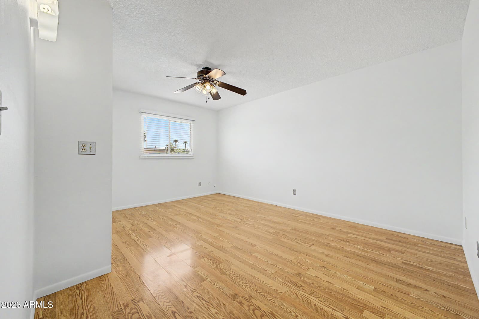 2060 W Hazelwood Parkway 2060, Phoenix, AZ 85015 — photo 24 of 39