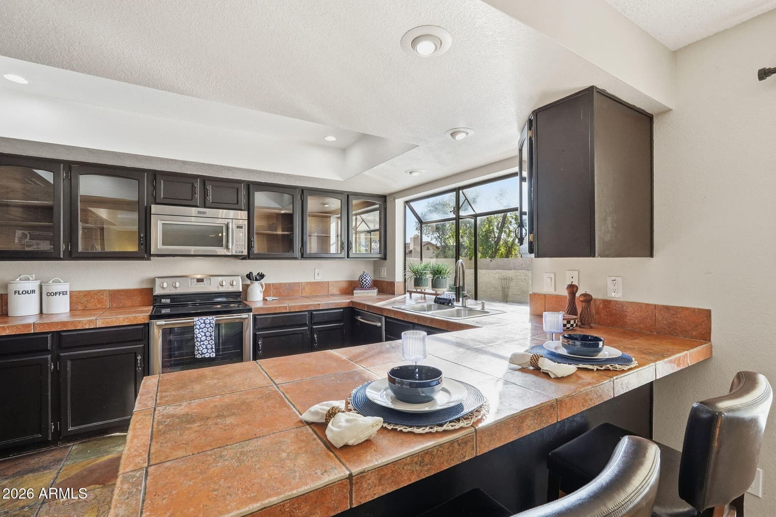 457 E Bluebell Lane, Tempe, AZ 85288 — photo 14 of 56