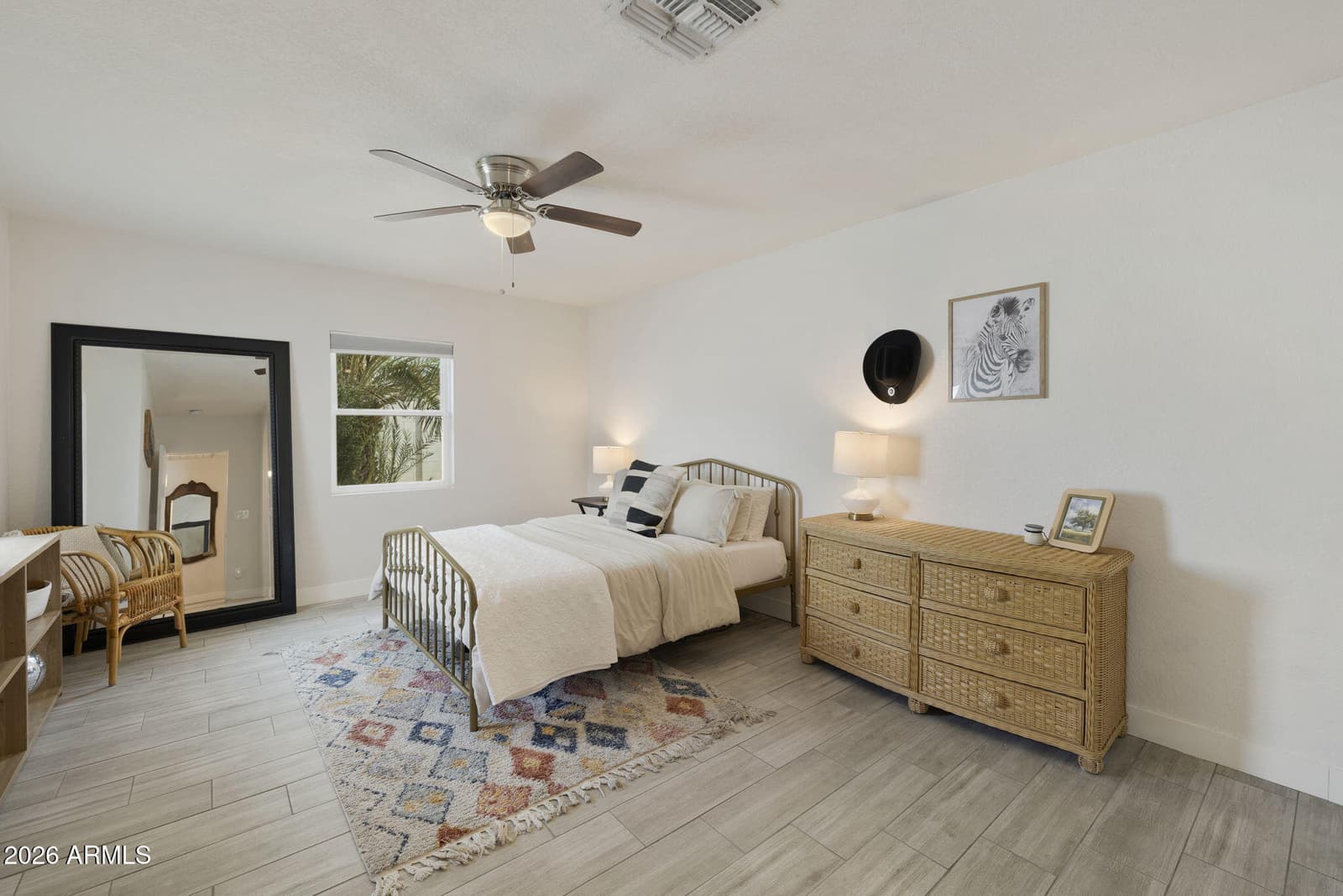 4445 N Longview Avenue, Phoenix, AZ 85014 — photo 12 of 34