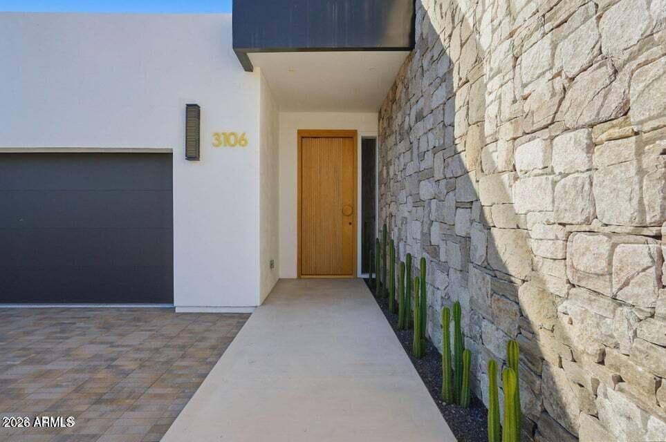 3106 N Valencia Lane, Phoenix, AZ 85018 — photo 44 of 46
