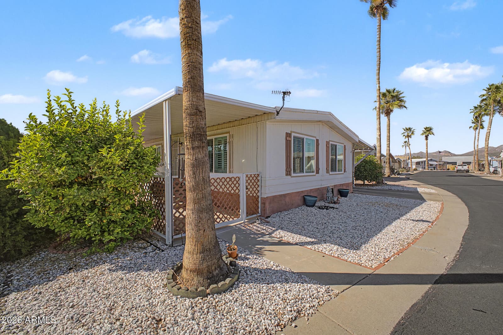 2900 W Superstition Boulevard Ofc, Apache Junction, AZ 85120 — photo 2 of 28
