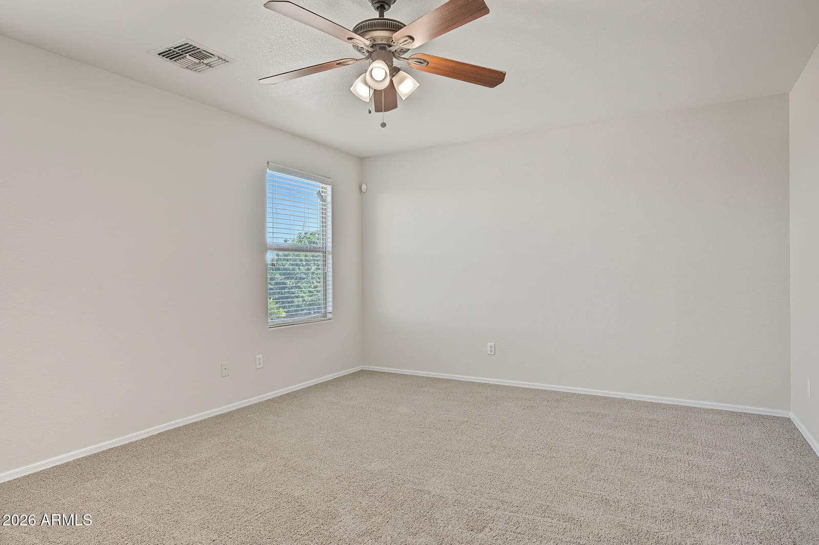 1084 E Kelsi Avenue, San Tan Valley, AZ 85140 — photo 13 of 31