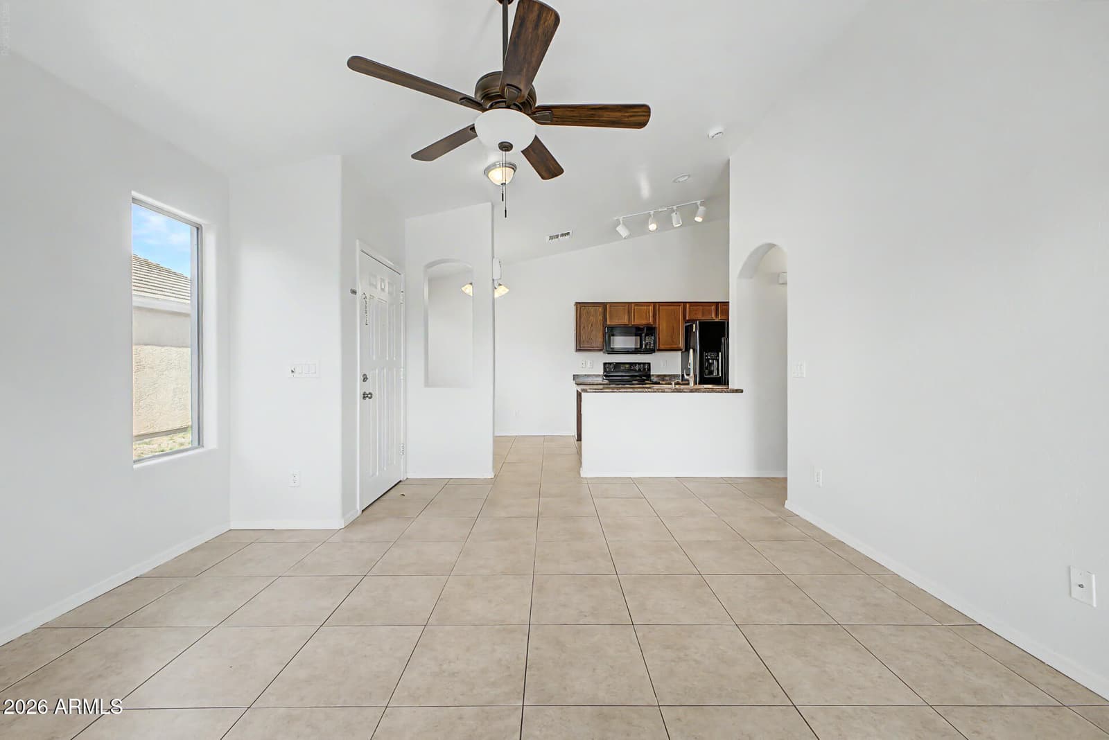 33288 N Sandstone Drive, San Tan Valley, AZ 85143 — photo 10 of 33