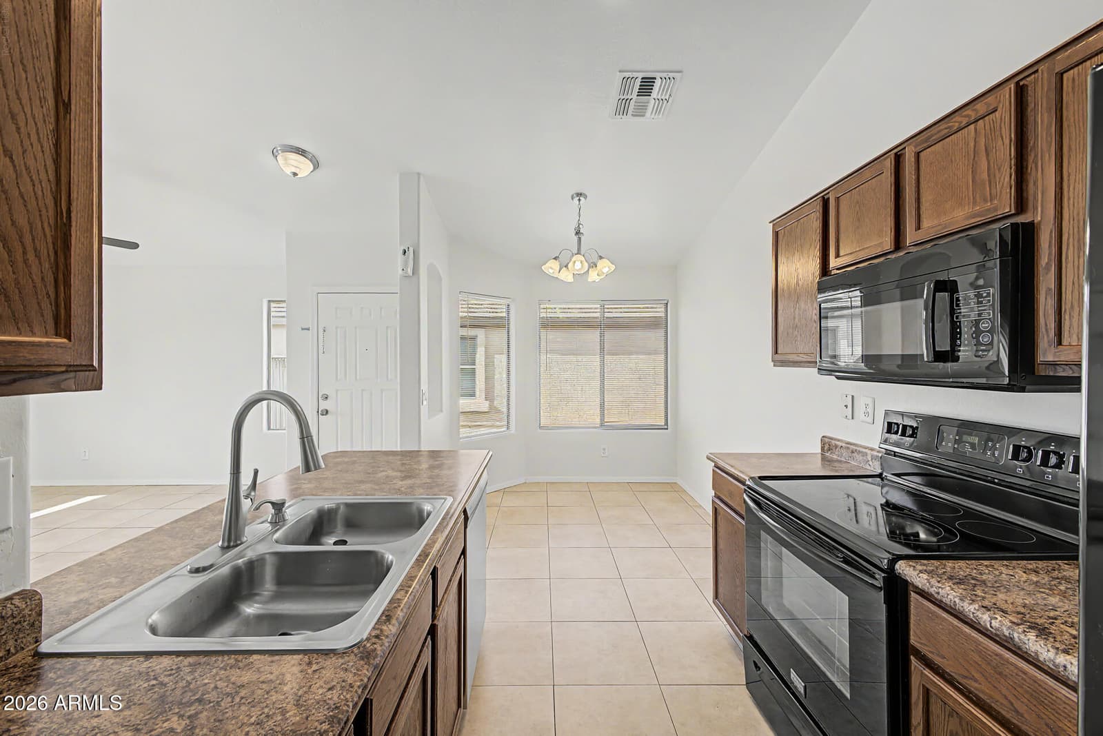 33288 N Sandstone Drive, San Tan Valley, AZ 85143 — photo 14 of 33