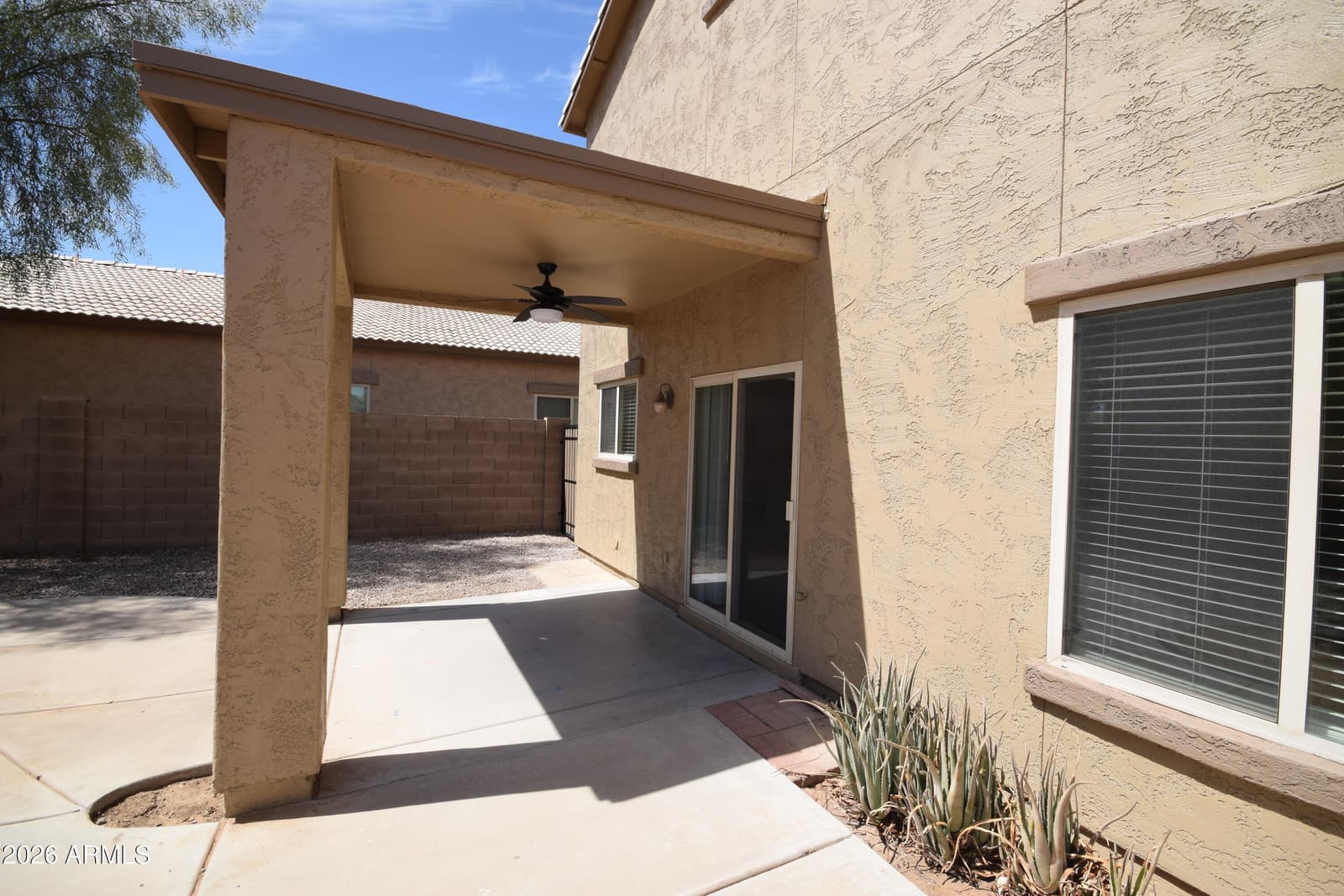 1079 E Country Crossing Way, San Tan Valley, AZ 85143 — photo 27 of 49