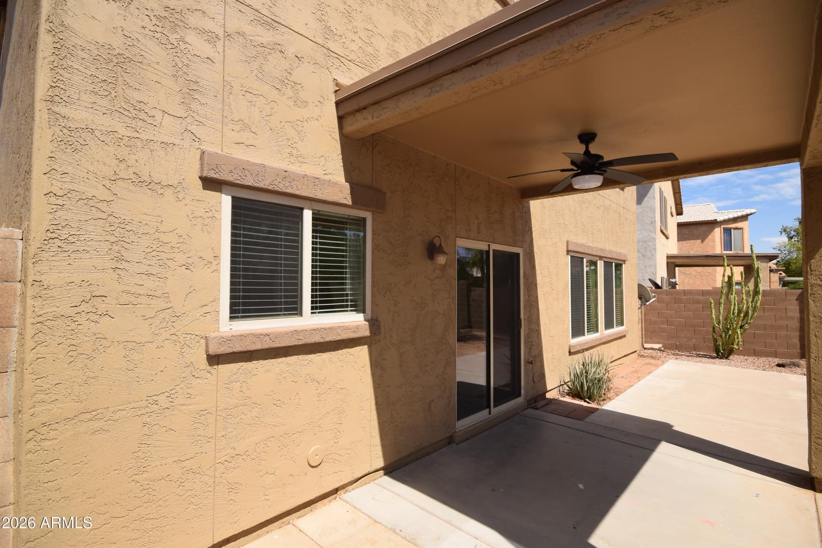 1079 E Country Crossing Way, San Tan Valley, AZ 85143 — photo 26 of 49