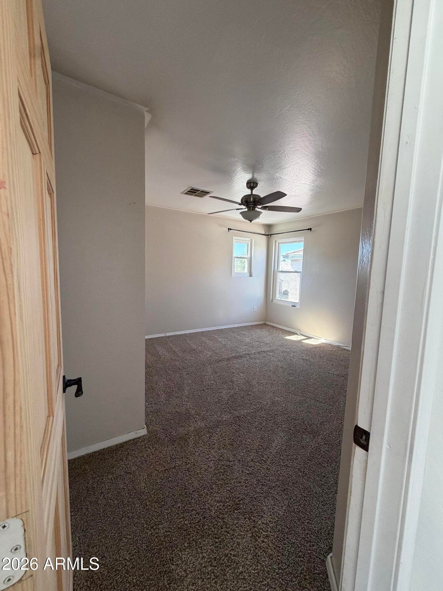 7245 S 41st Drive, Phoenix, AZ 85041 — photo 13 of 34