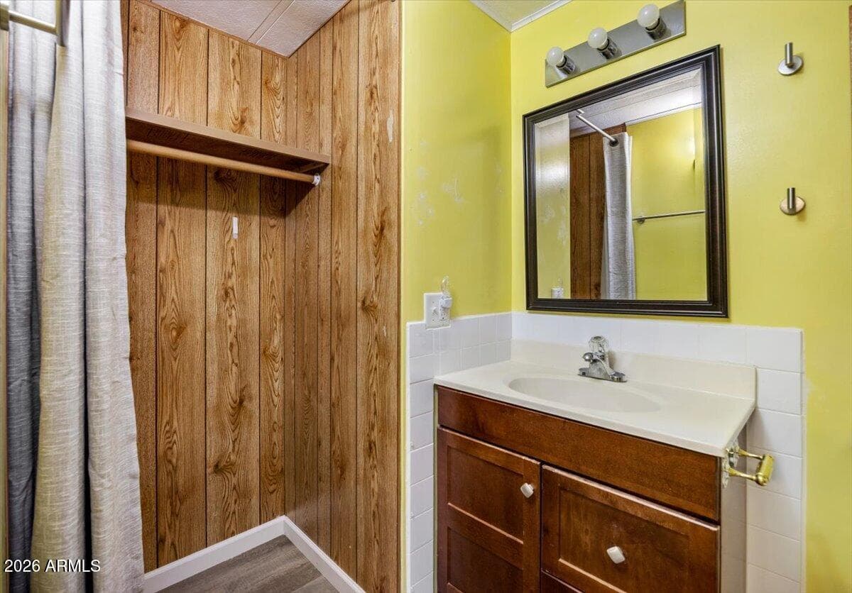 960 N 24th Drive, Show Low, AZ 85901 — photo 14 of 29