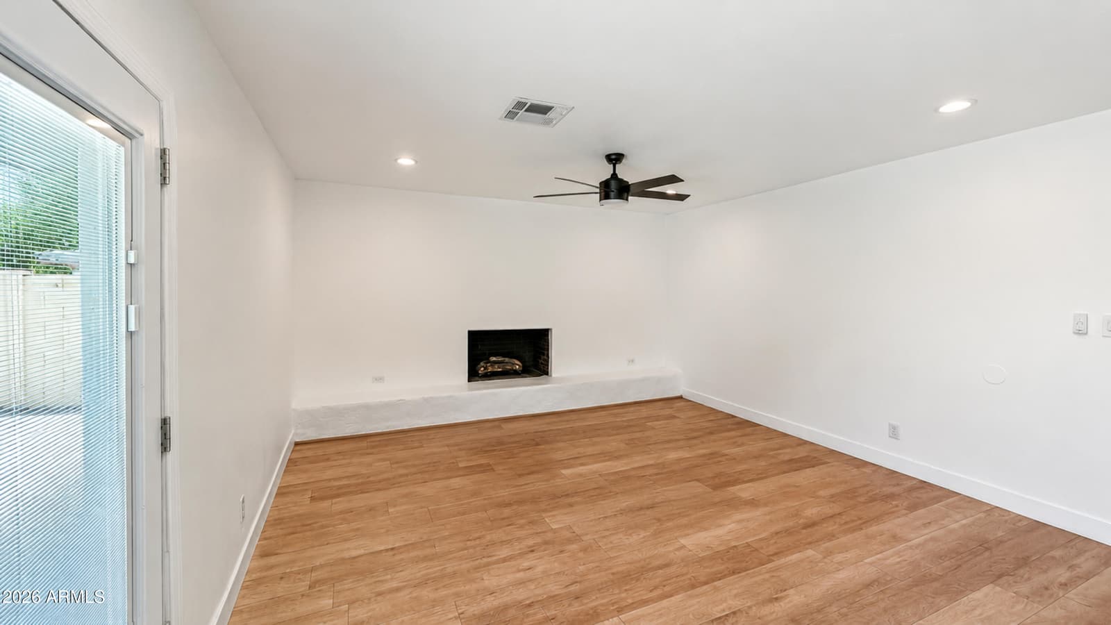 4237 W Hartford Avenue, Glendale, AZ 85308 — photo 12 of 34