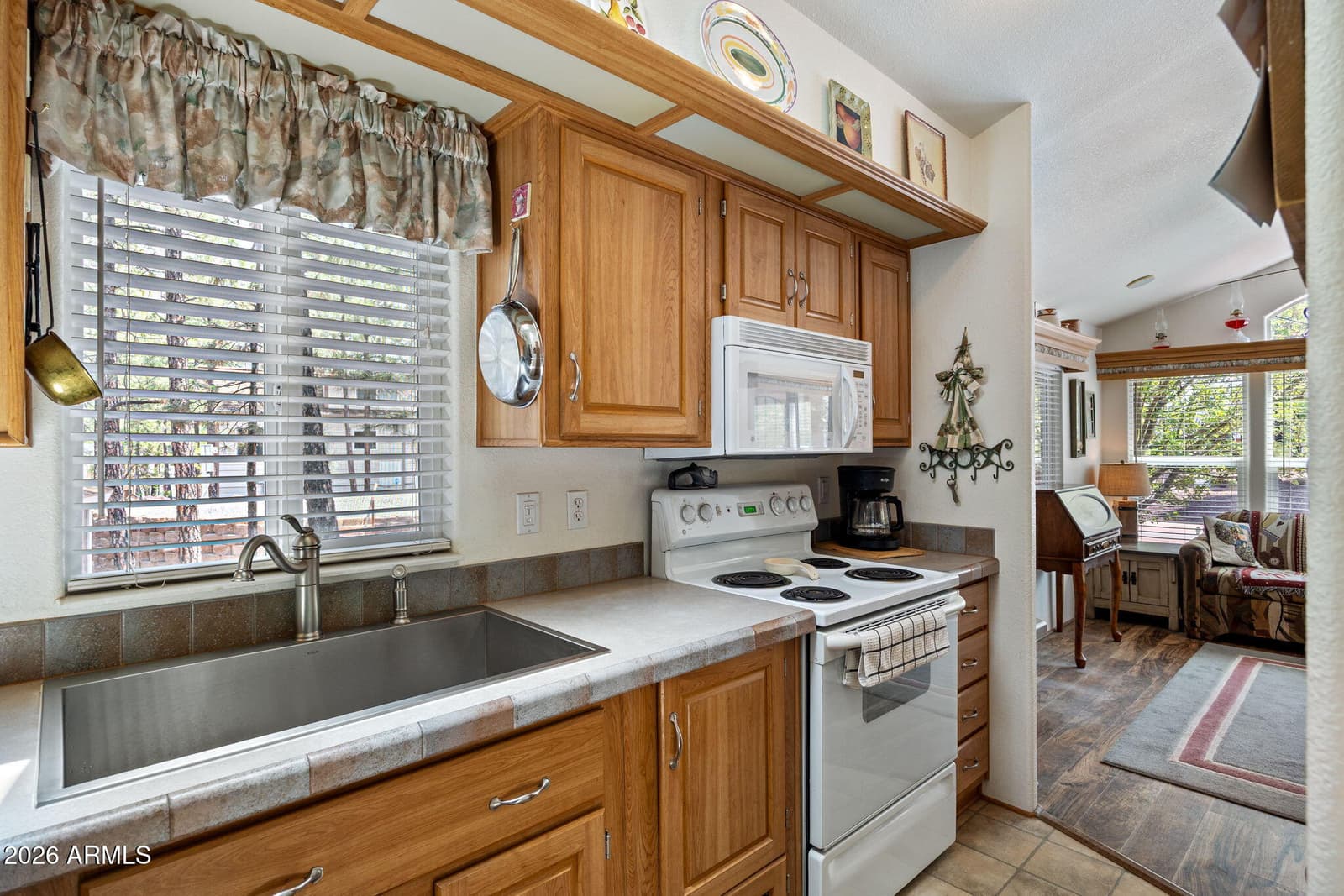 2240 E Quarter Horse Way, Show Low, AZ 85901 — photo 16 of 23