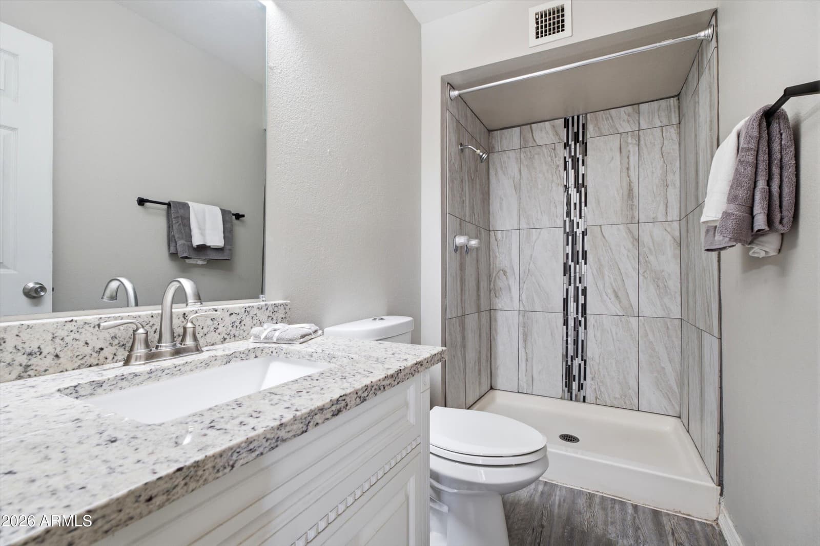 3101 W Ocotillo Road, Phoenix, AZ 85017 — photo 11 of 31