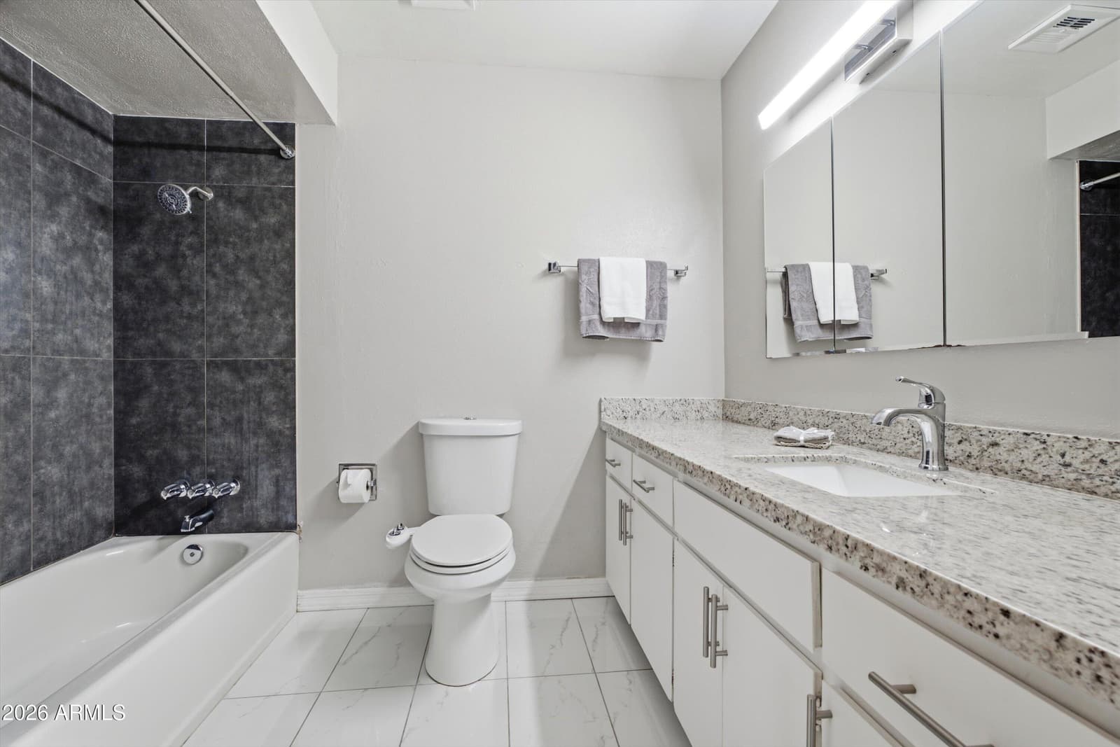 3101 W Ocotillo Road, Phoenix, AZ 85017 — photo 16 of 31