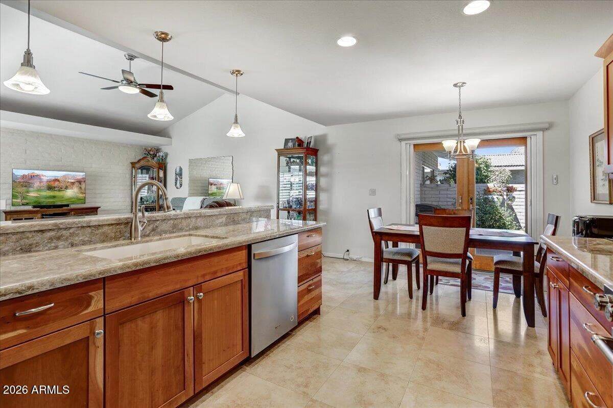 4800 N 68th Street 374, Scottsdale, AZ 85251 — photo 7 of 22