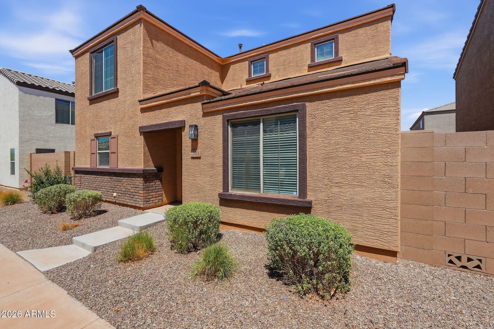 3923 S 82nd Drive, Phoenix, AZ 85043 — photo 1 of 38